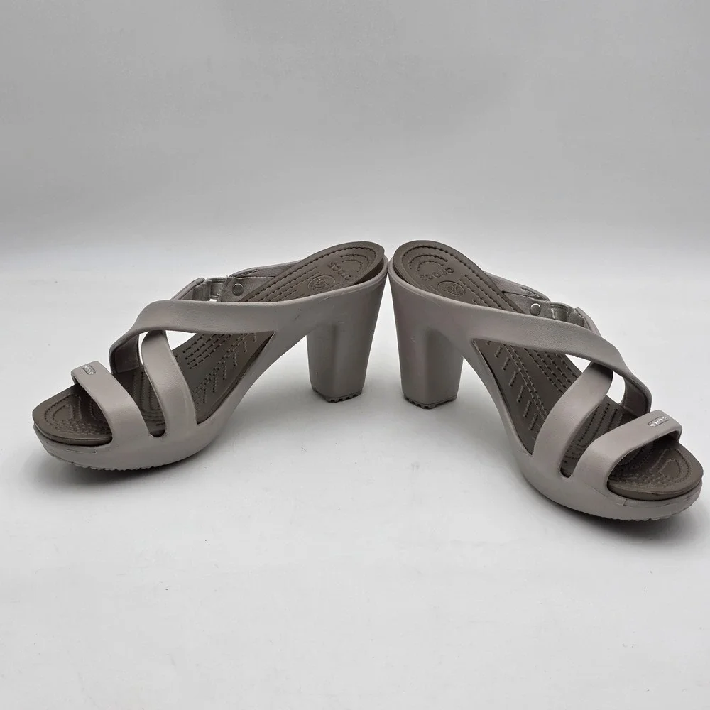 Crocs Shoes Womens Size 9 Platinum Pewter Cyprus IV Heeled Sandals 14558-0V0
